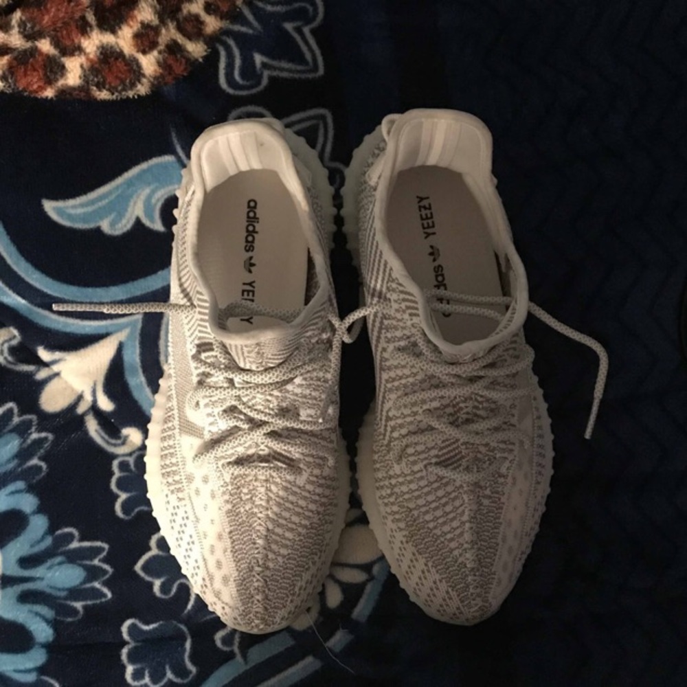 Yeezy static’s - Picture 4 of 4
